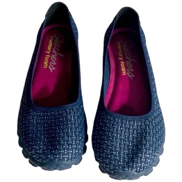 Skechers Shoes - EUC Skechers Sport Sweetpea Weave Slip-on Navy, Silver, Metallic, #22616, Sz 9.5